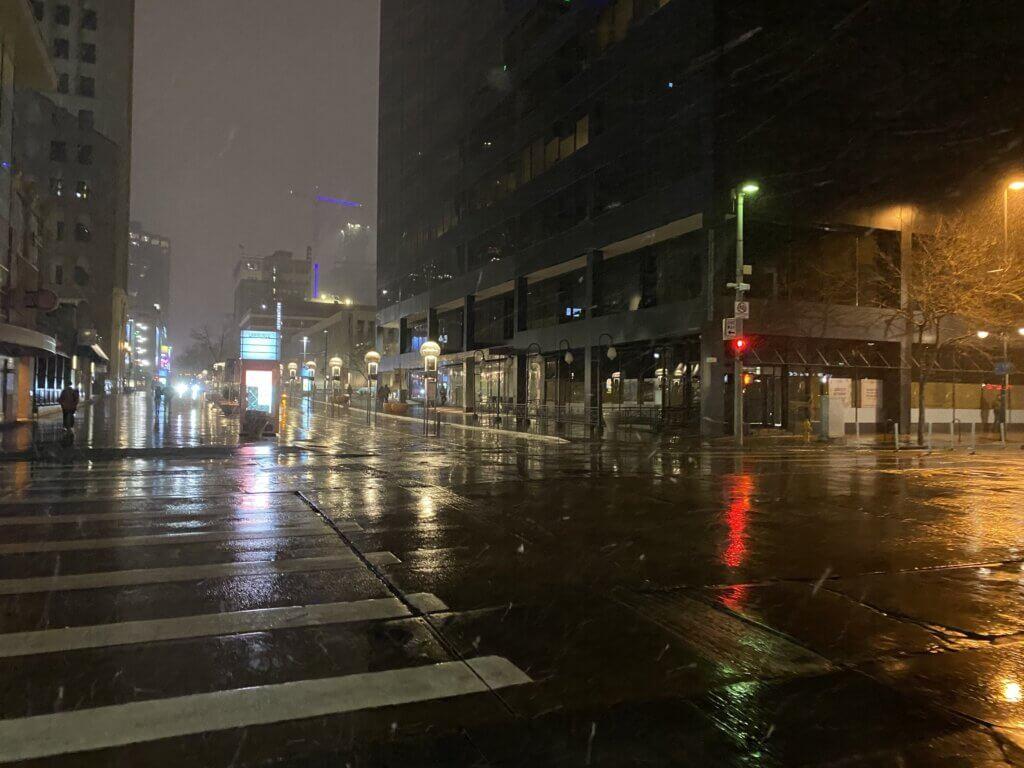 Cool, snowy night at 16th Street