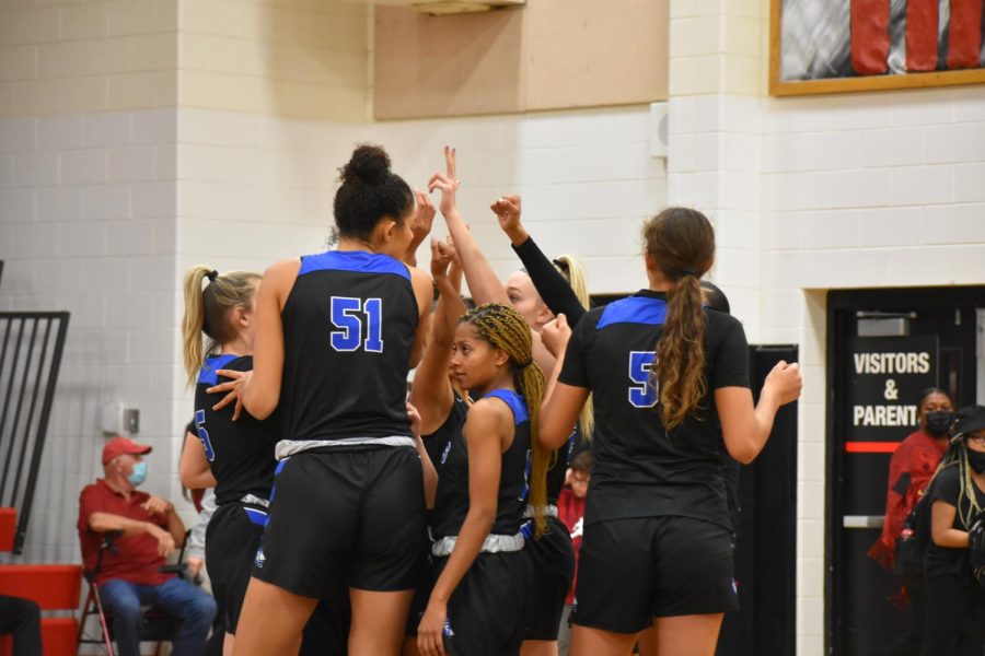 Girls Basketball Gets 69-32 Win Over Eaglecrest (Photo Gallery)