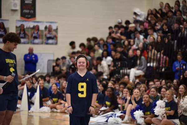 Dream Week Assembly 3/6 [Photo Gallery]