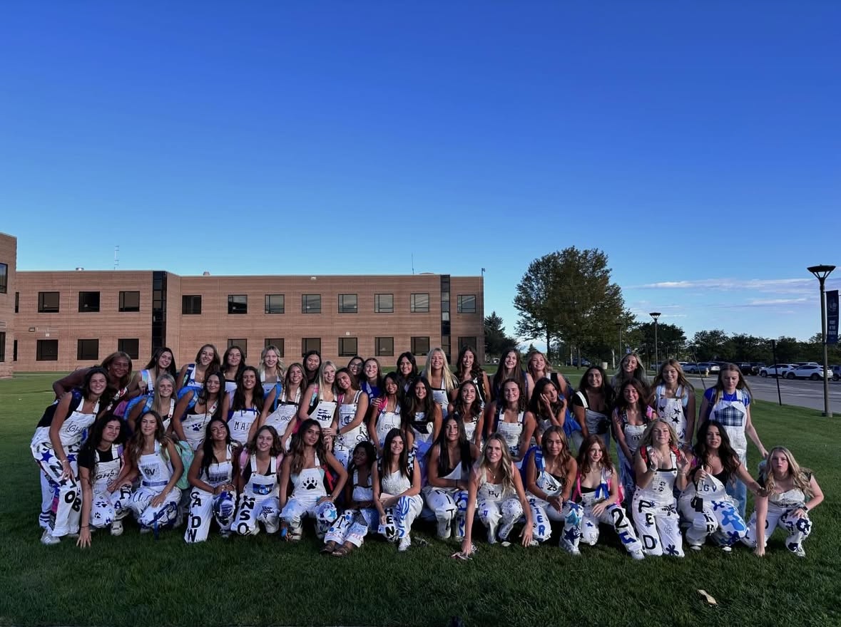 On the first A Day of the school year, seniors were seen outside taking pictures of their overalls with friends.