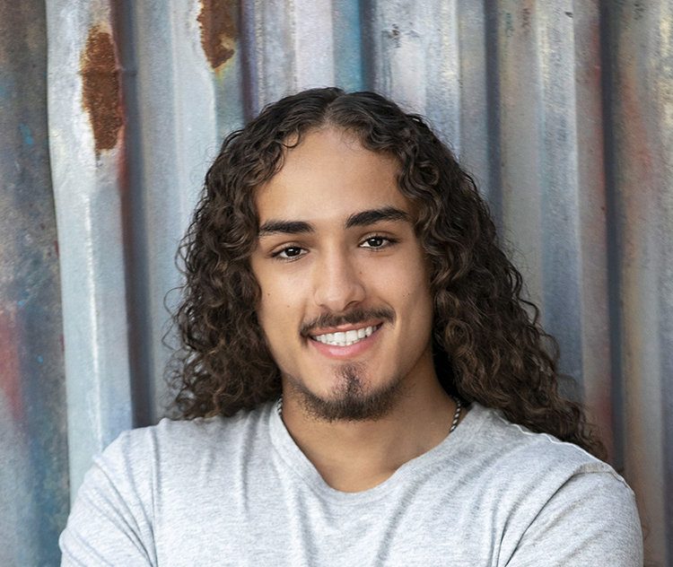 SENIOR PHOTOS: Due 10/30/2026